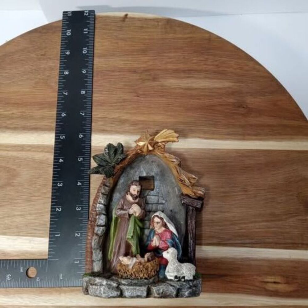 Nativity Scene Figurine